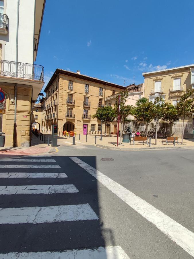 A&C Plaza Haro Appartement Buitenkant foto
